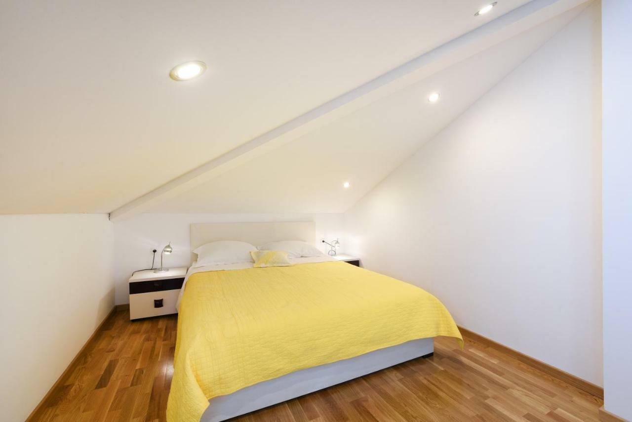 Apartmani Gojevic Vodice Exteriör bild