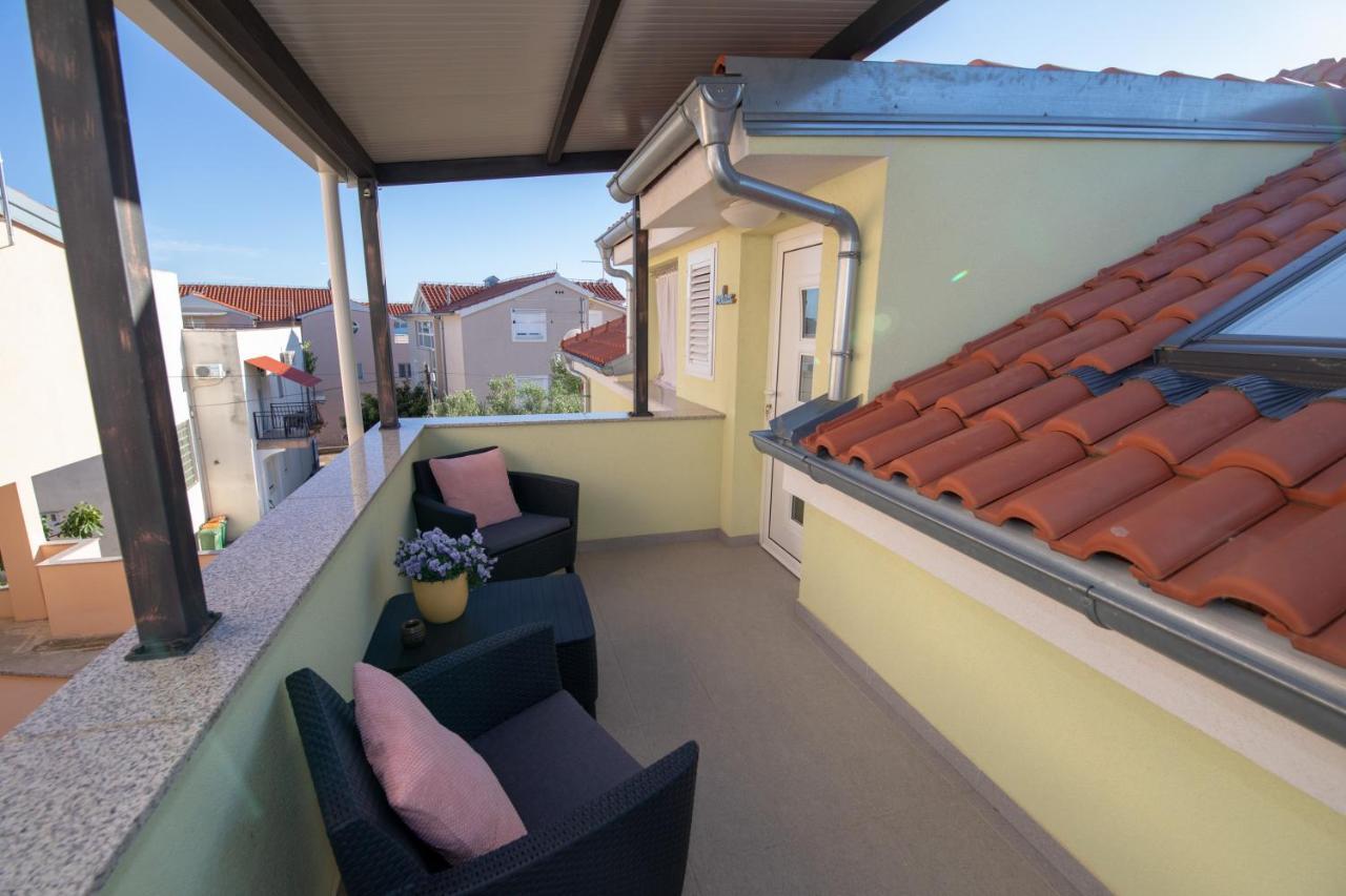 Apartmani Gojevic Vodice Exteriör bild
