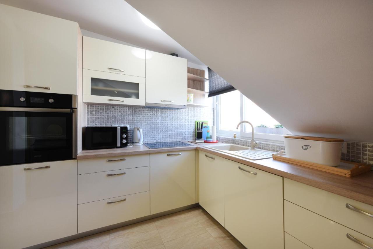 Apartmani Gojevic Vodice Exteriör bild